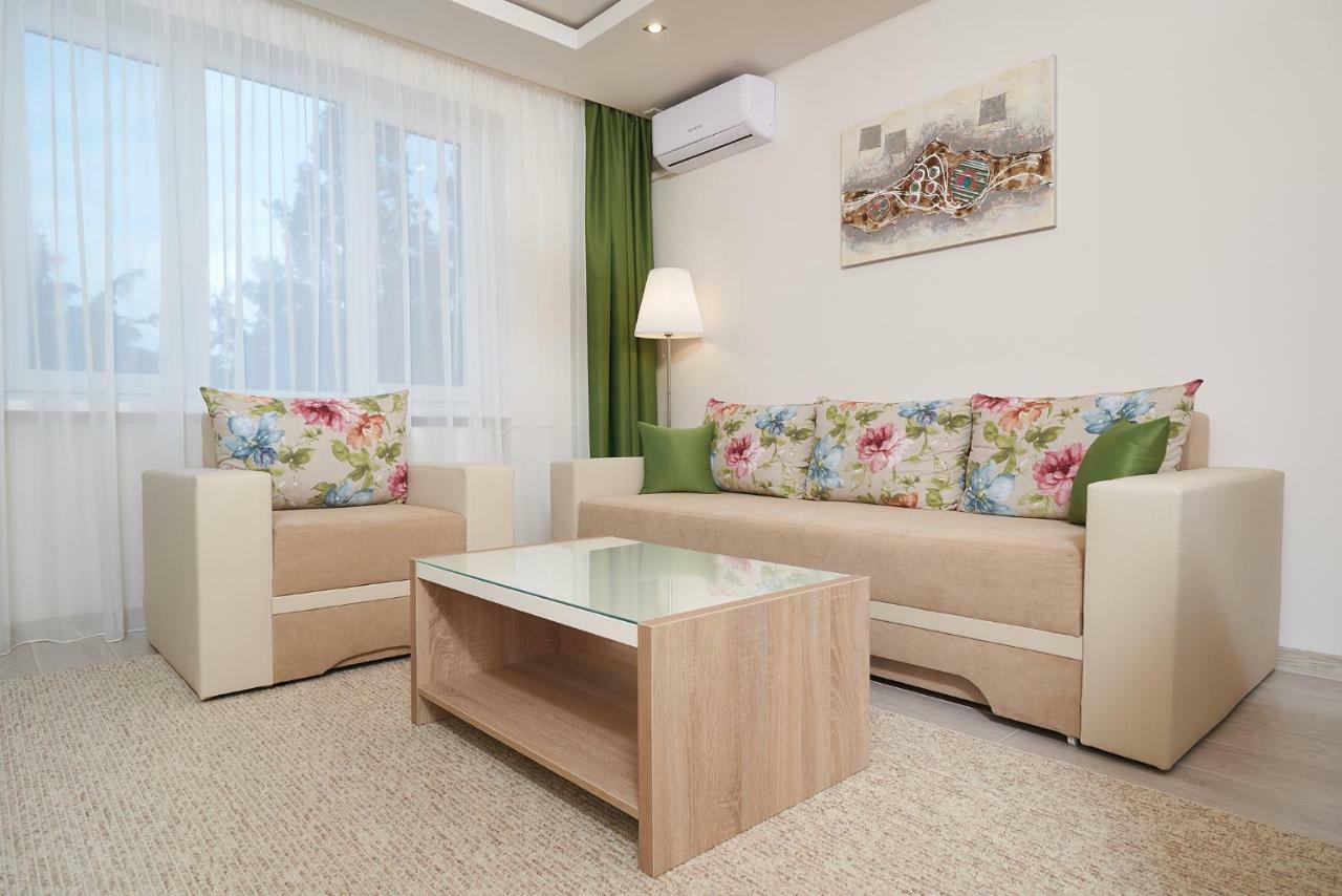 Exotic Rami'S Apartments Temesvár Kültér fotó
