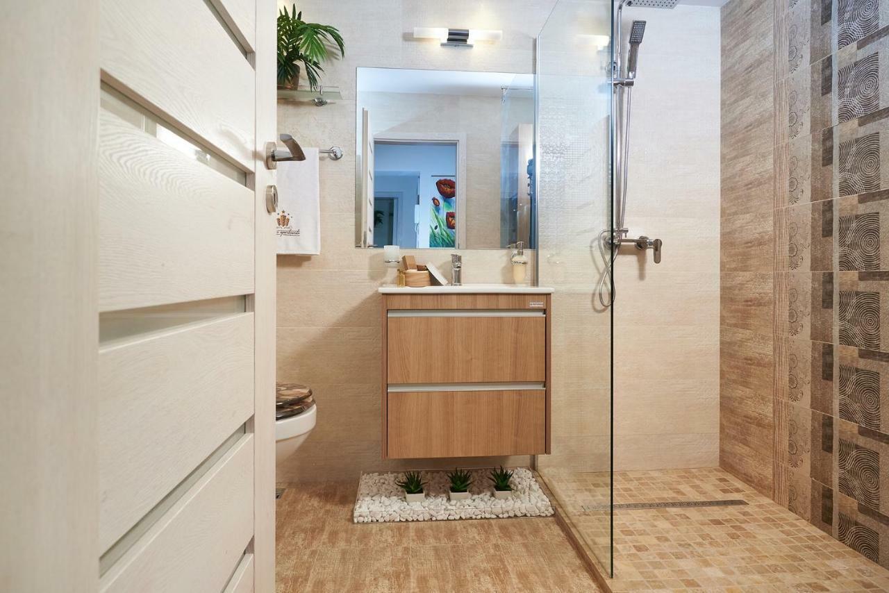 Exotic Rami'S Apartments Temesvár Kültér fotó