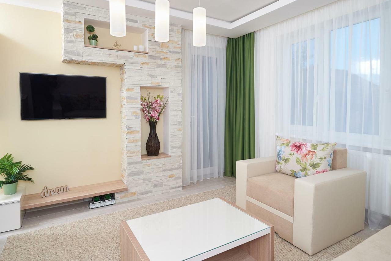 Exotic Rami'S Apartments Temesvár Kültér fotó